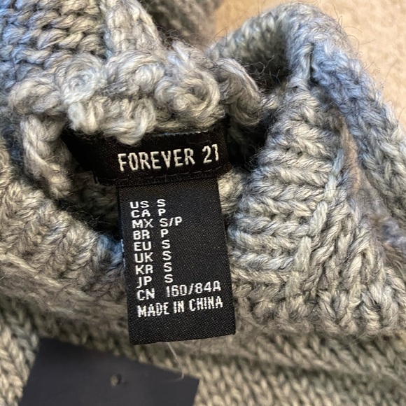 Grey American Eagle hooded sweater - Picture 5 of 5